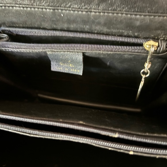 Authentic Chanel handbag good used condition 91/2”x7 1/2” and 4”wide at base - Picture 5 of 14